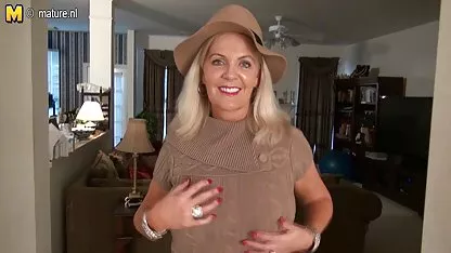 Jelek adalah artis malaysia bokep kucing.