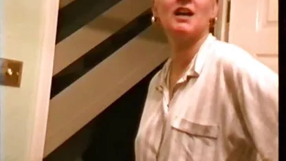 Mencoba untuk masturbasi. bokep malaysia 2018