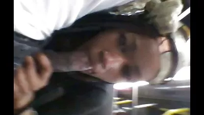 Rambut coklat mencintai mendapatkan mulutnya Fri bokap malesia