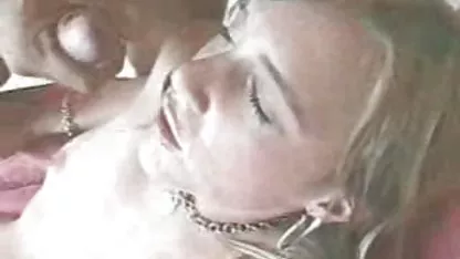 Lantai, Asian bkep malaysia girl shooting