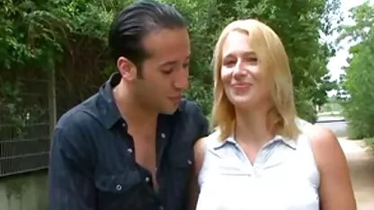 Hannula Krista telanjang bokeb jilbab malaysia