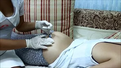 Satu jari bokep video malaysia untuk pertama kalinya untuk membentuk ikatan Tinka muncrat